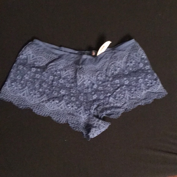 NWT VS panties - Picture 1 of 5